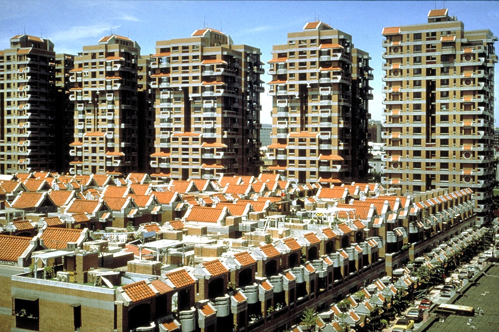 Hung Kuo Dun-Huang Housing Complex